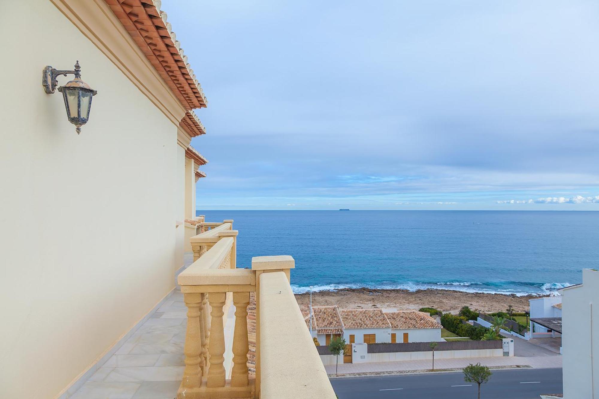 Mar-Beach Front Apartment In Javea Jávea Exterior foto